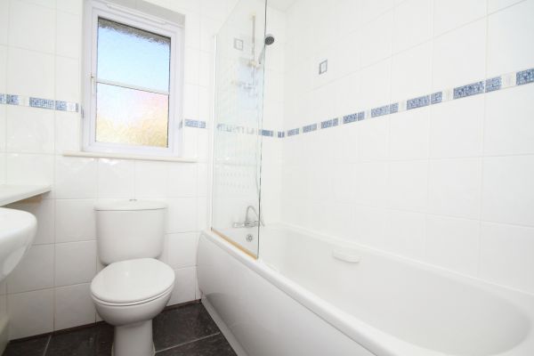 Shower Window Replacement in Palm Bay